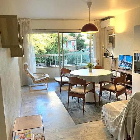 Familieappartement Vlakbij De Zee In Juan-les-pins Appartamento