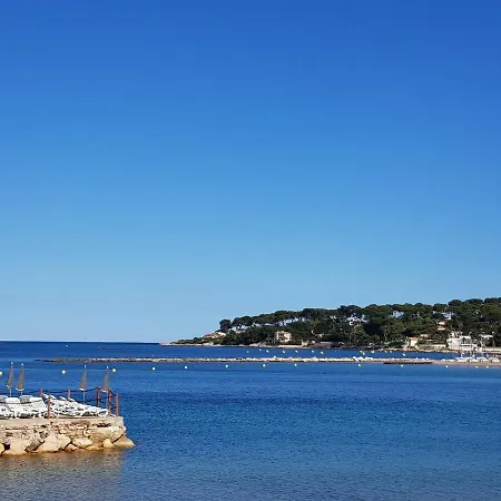 Appartement Familieappartement Vlakbij De Zee In Juan-les-pins *